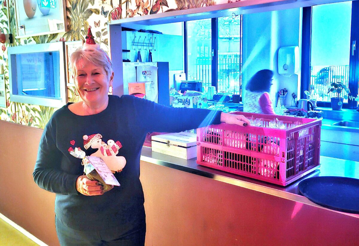 Extra hart onder de riem voor bezoekers in Huis van de Wijk Schollevaar